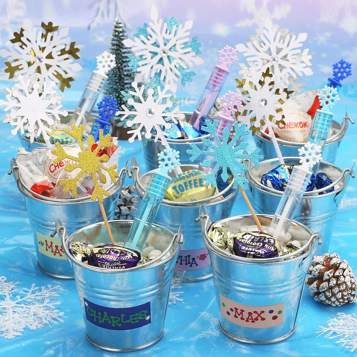 Snowflake Bubble Wands Bulk, 32 Pcs 4 Color Winter Party Favor Gift Box Set