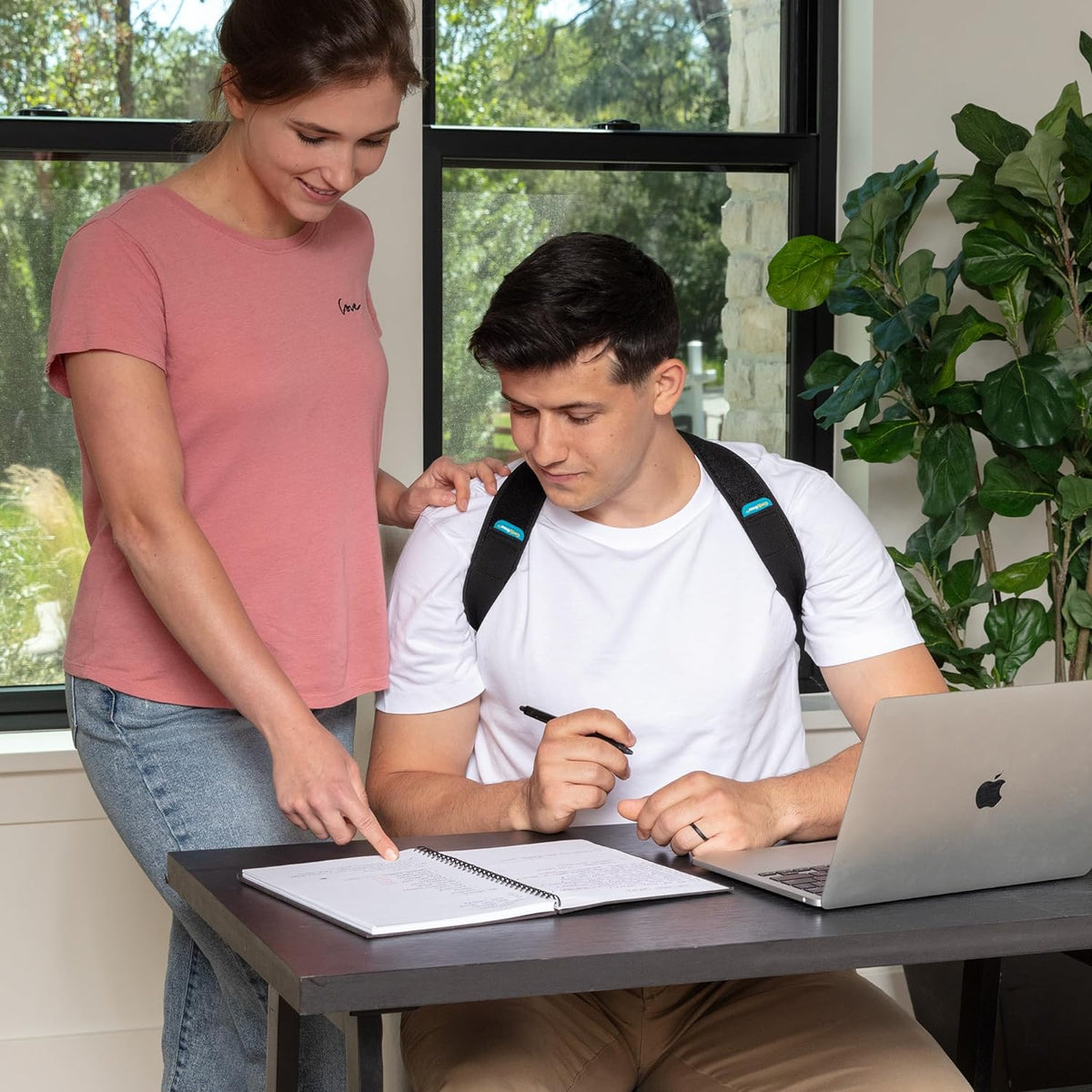 Posture Corrector for Men and Women, Back Brace Straightener